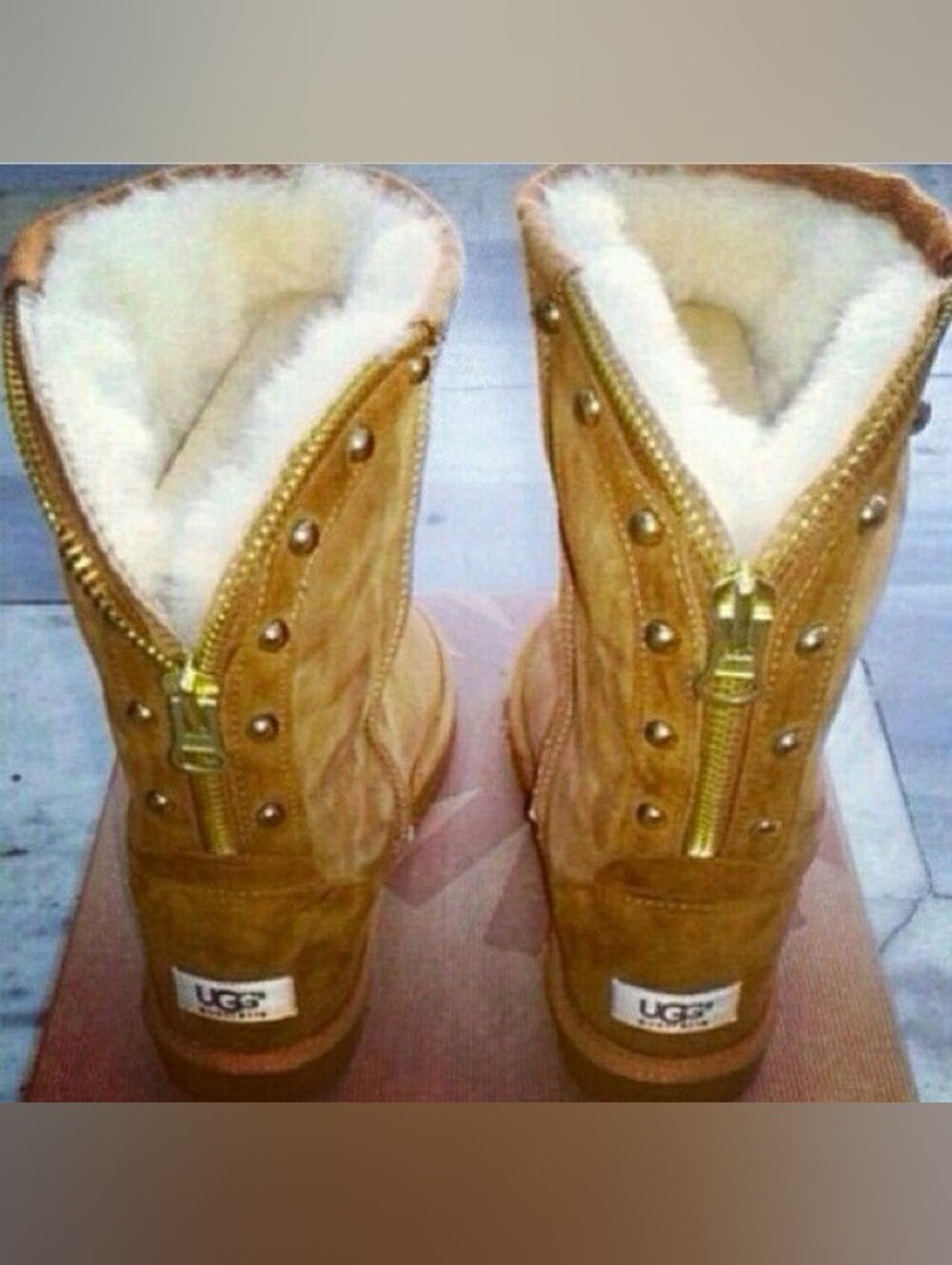 ISO!!! THESE UGG BOOTS
